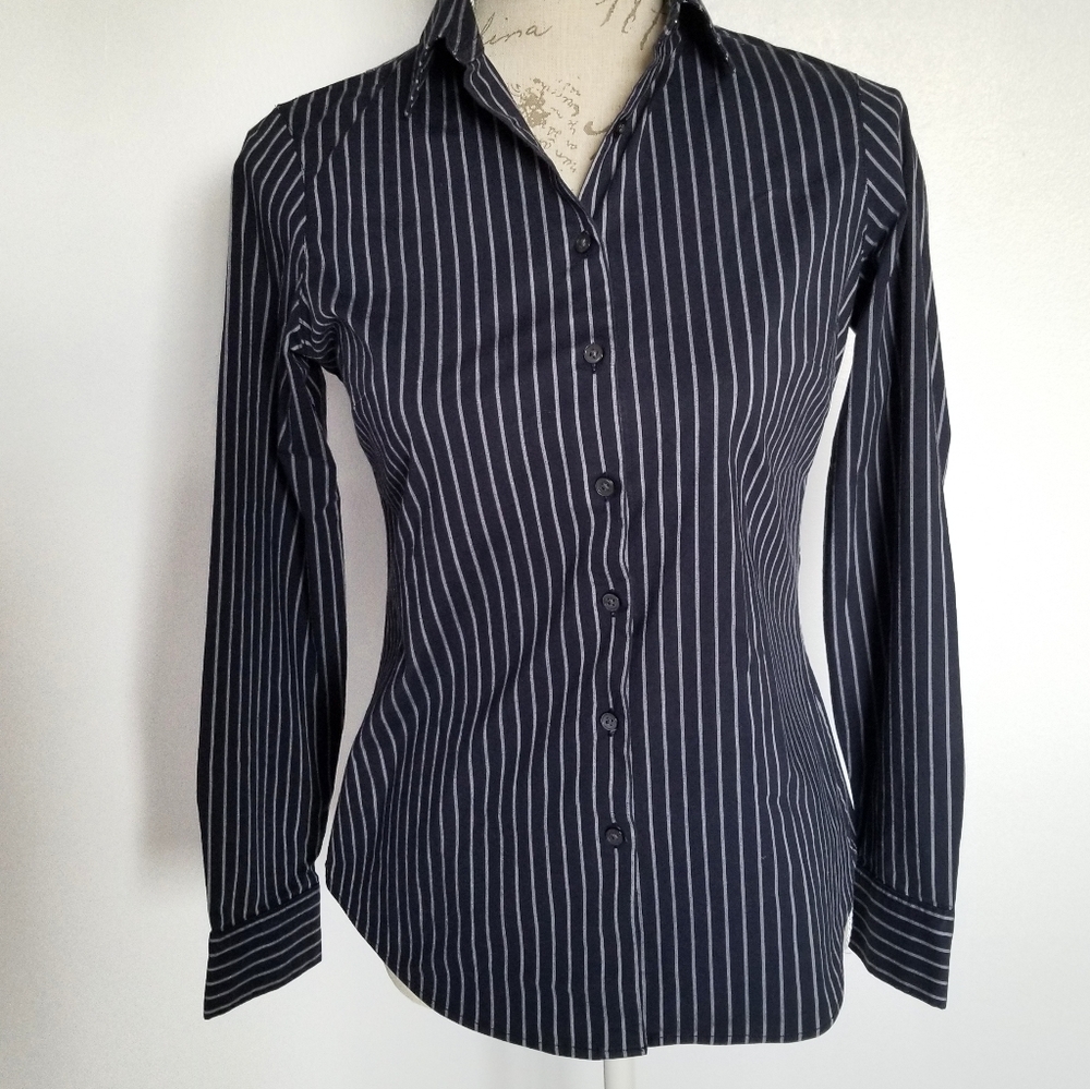 Banana Rebublic Riley Button Down Shirt